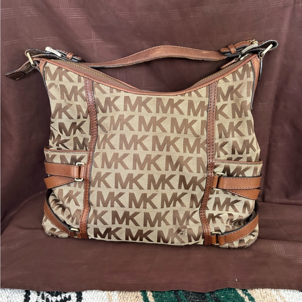 Michael Kors Signature MK Logo Shoulder Bag | Leather Trim | Classic Style - Picture 3 of 6